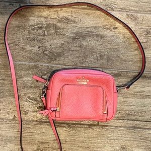 Small Kate Spade Crossbody - beautiful Coral 🪸